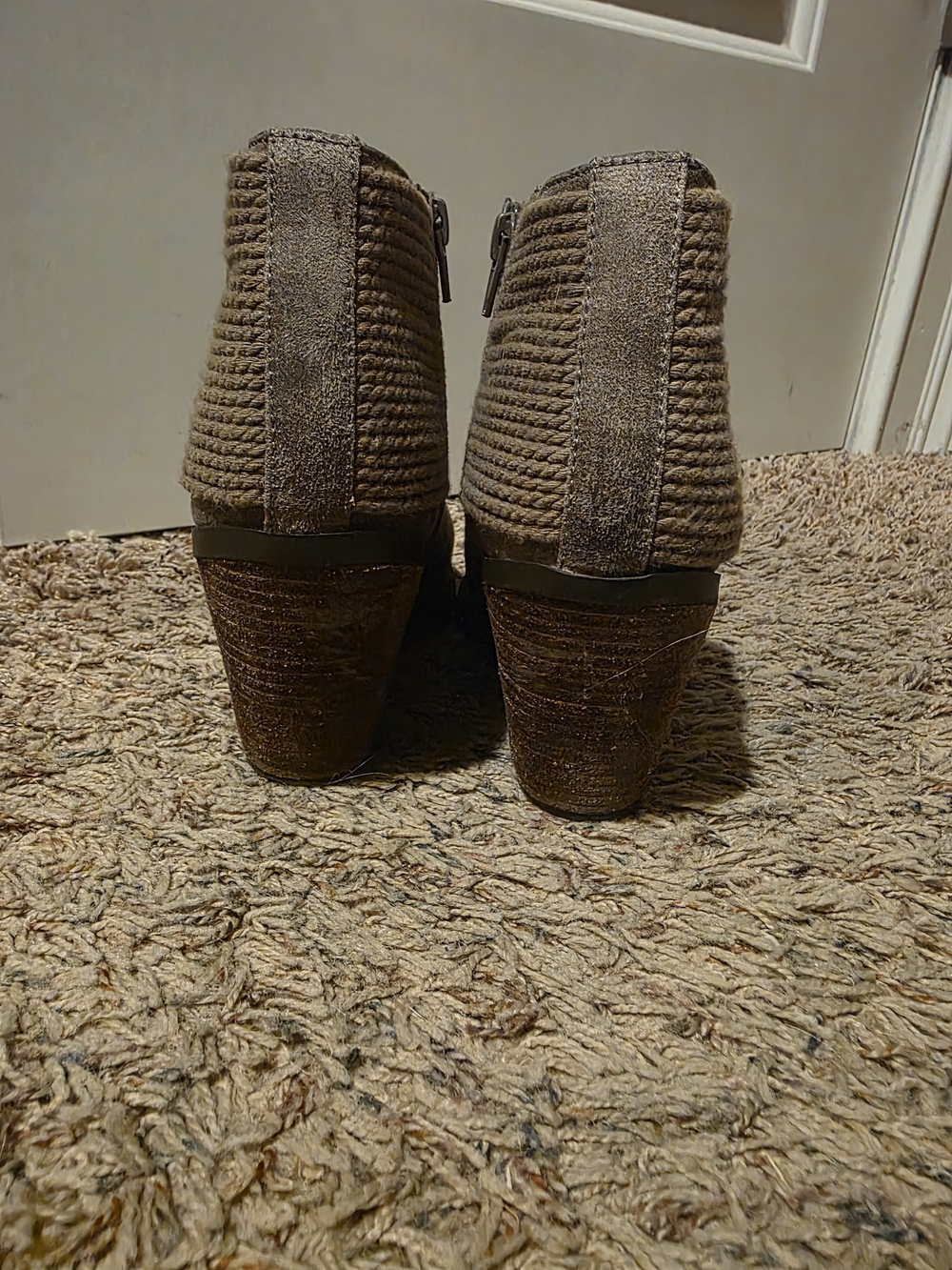 Women’s Suede Ankle Boot in Taupe
